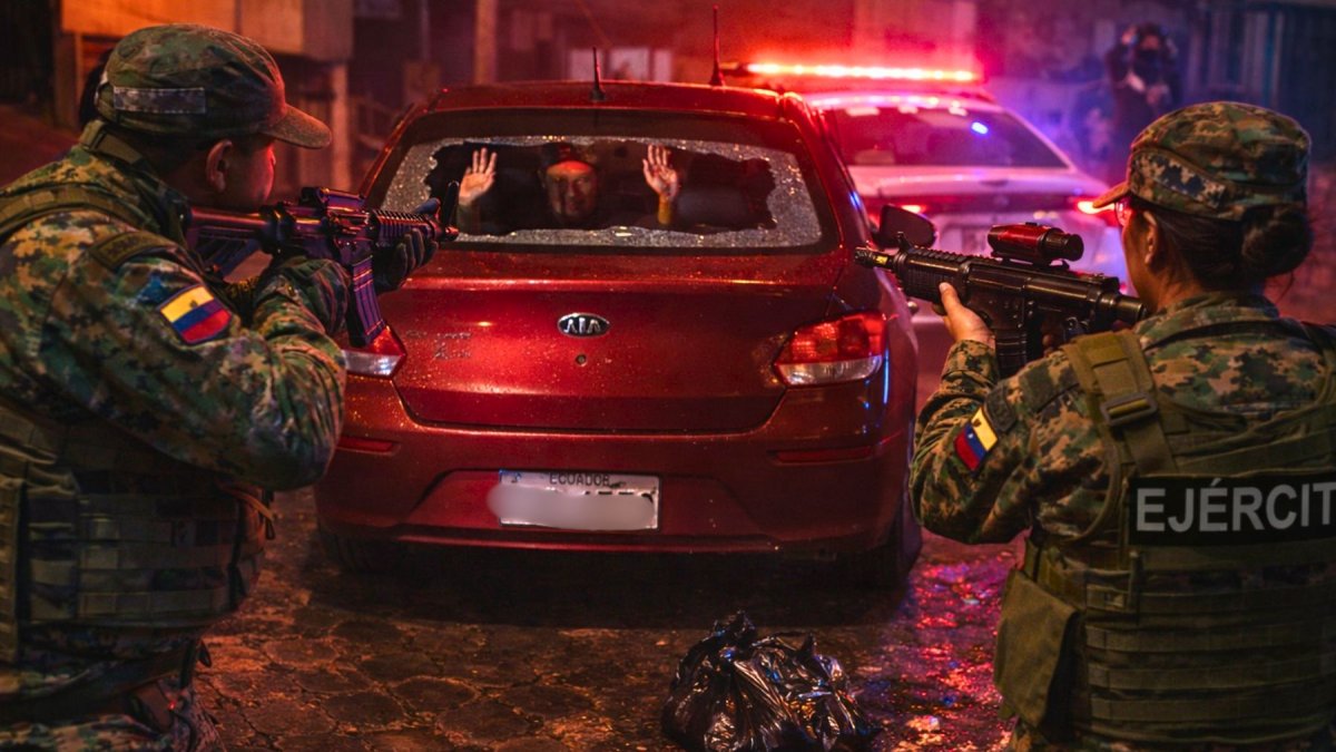 El grupo de militares patrullaba por la zona para evitar incidentes delictivos.