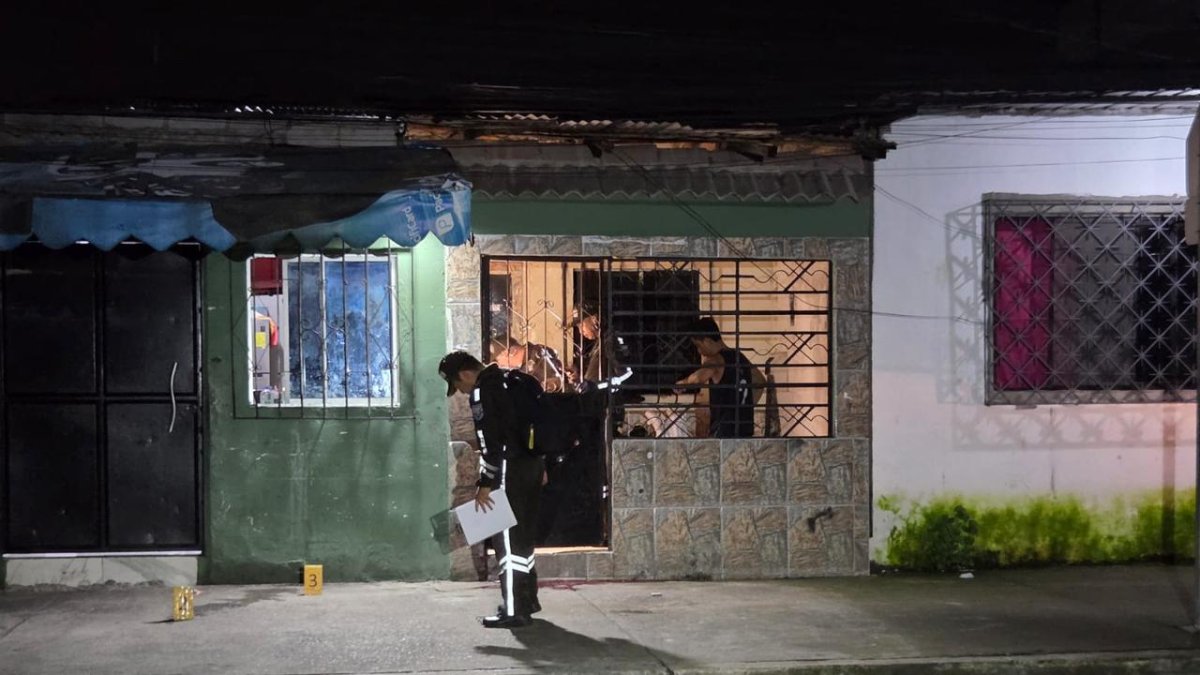 Los uniformados fueron a la zona, luego de conocer la alerta.