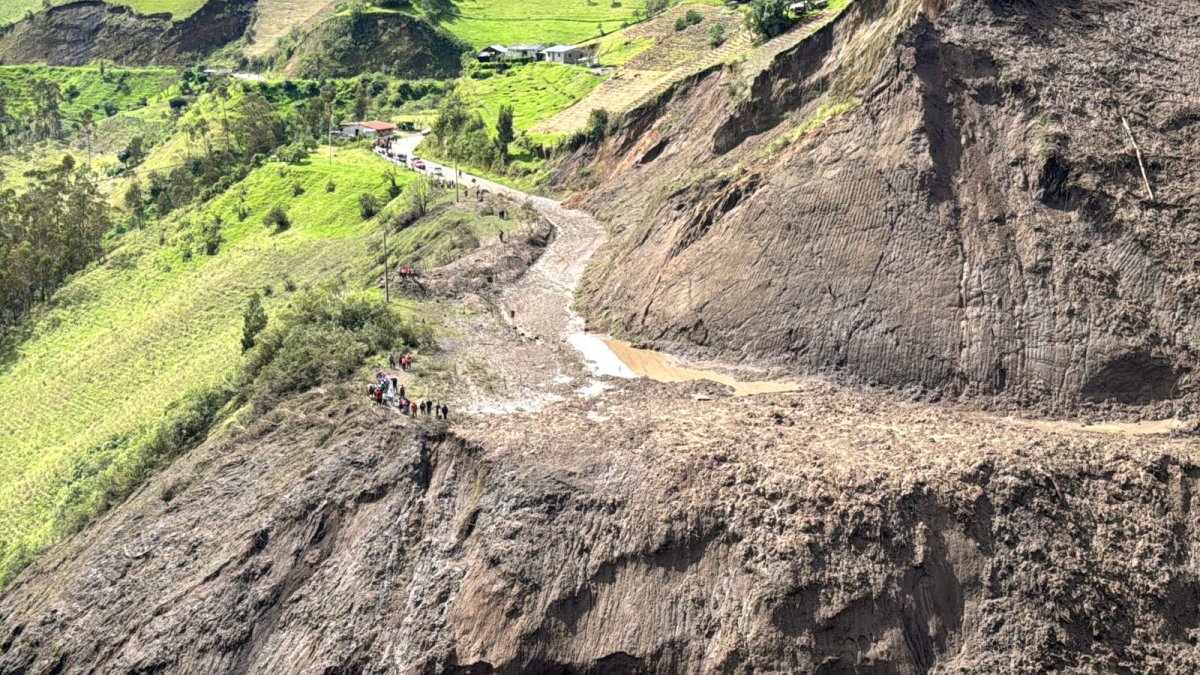 Las autoridades activaron  una mesa técnica para coordinar la habilitación de una vía alterna.