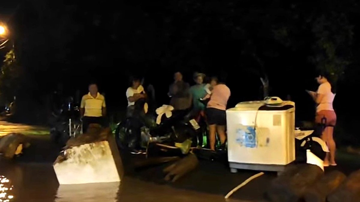 Varias familias han resultado afectadas tras el desbordamiento del Río Garrapata