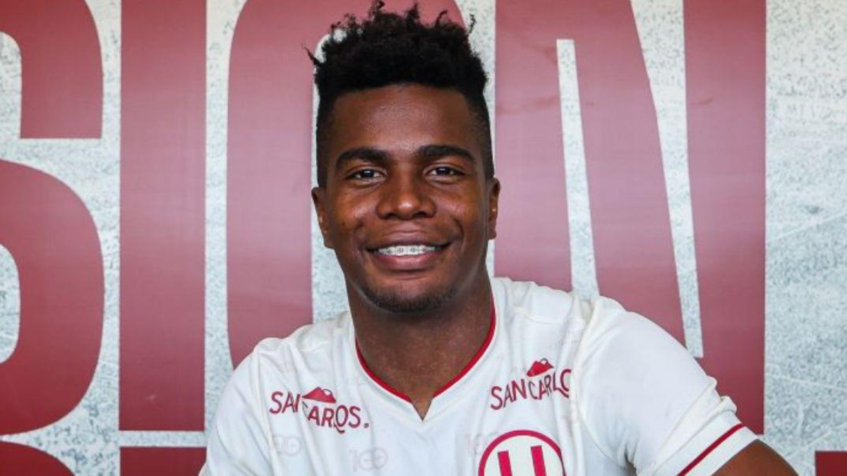 Segundo Portocarrero durante su paso por Universitario de Deportes