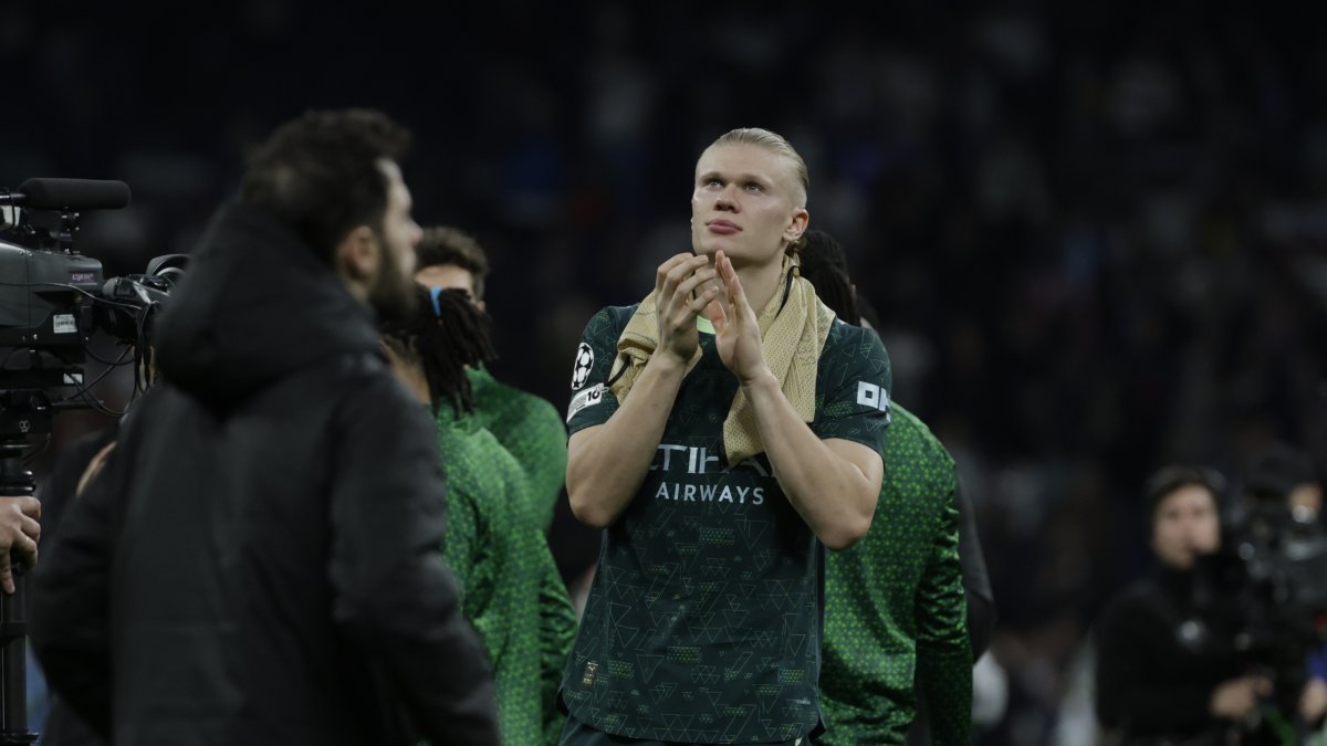 El delantero noruego del Manchester City, Erling Haaland, a la finalización del encuentro correspondiente a la ida de los octavos de final de la Liga de Campeones que Real Madrid y Manchester City.
