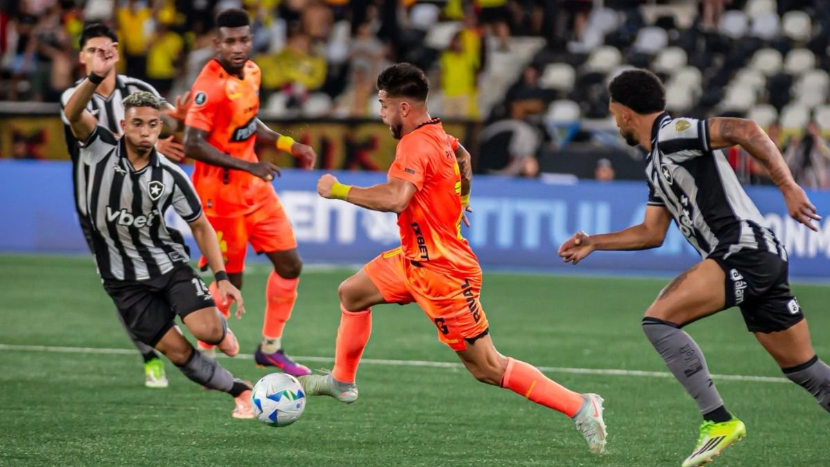 Héctor Daniel Villalba volante de Barcelona SC.