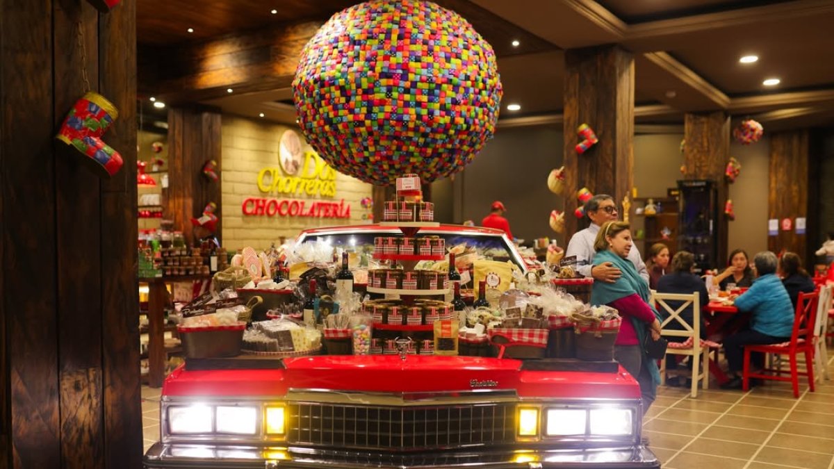 La chocolatería que todos admiran en El Cajas finalmente aterriza en la ciudad.