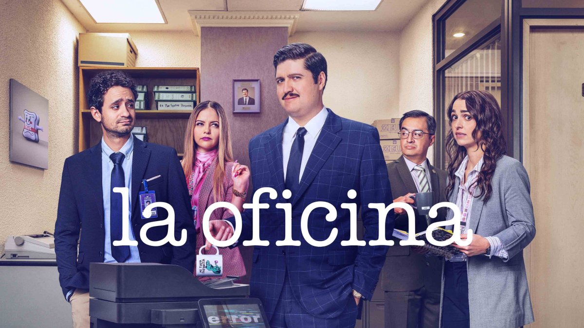 'La Oficina' adapta el formato de falso documental de The Office al humor y cultura laboral mexicana