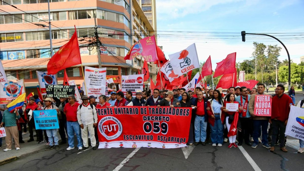 Las movilizaciones en Quito se iniciaron alrededor de las 16:00 de este viernes 13 de marzo.