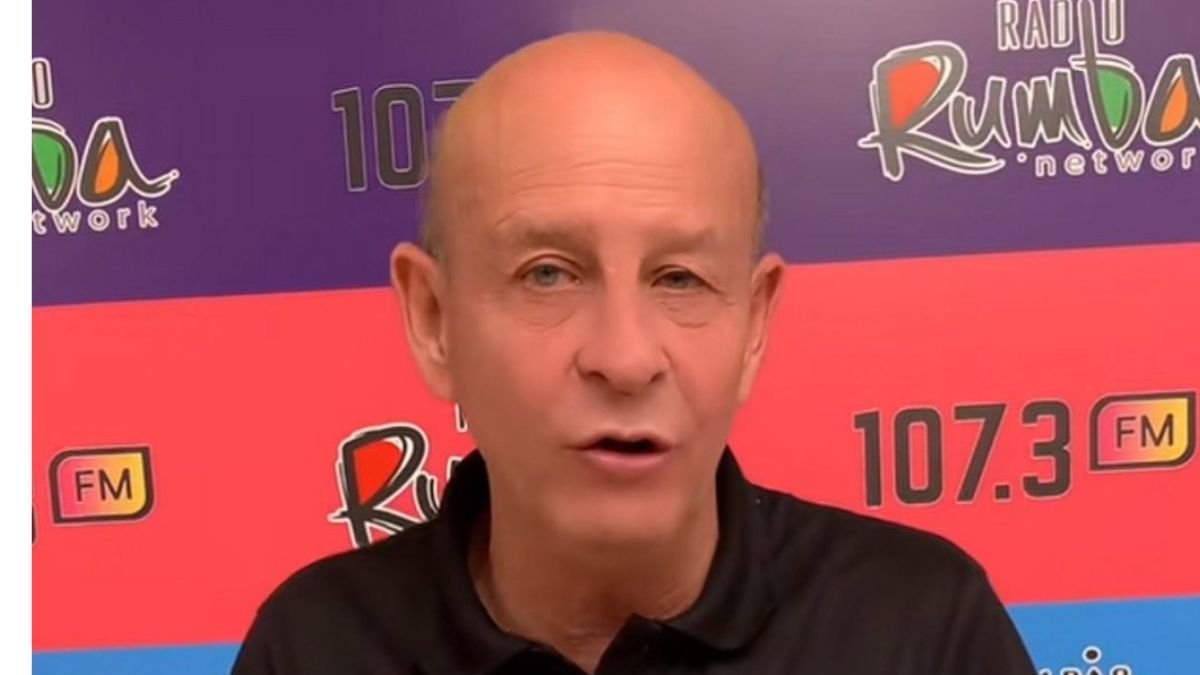 Simón Cañarte fue un periodista deportivo recordado por su estilo cercano y su pasión por el fútbol y la salsa.