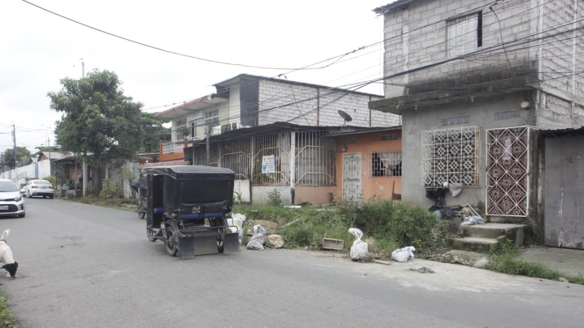 En esta zona de Pascuales se registró un crimen, antes del toque de queda.