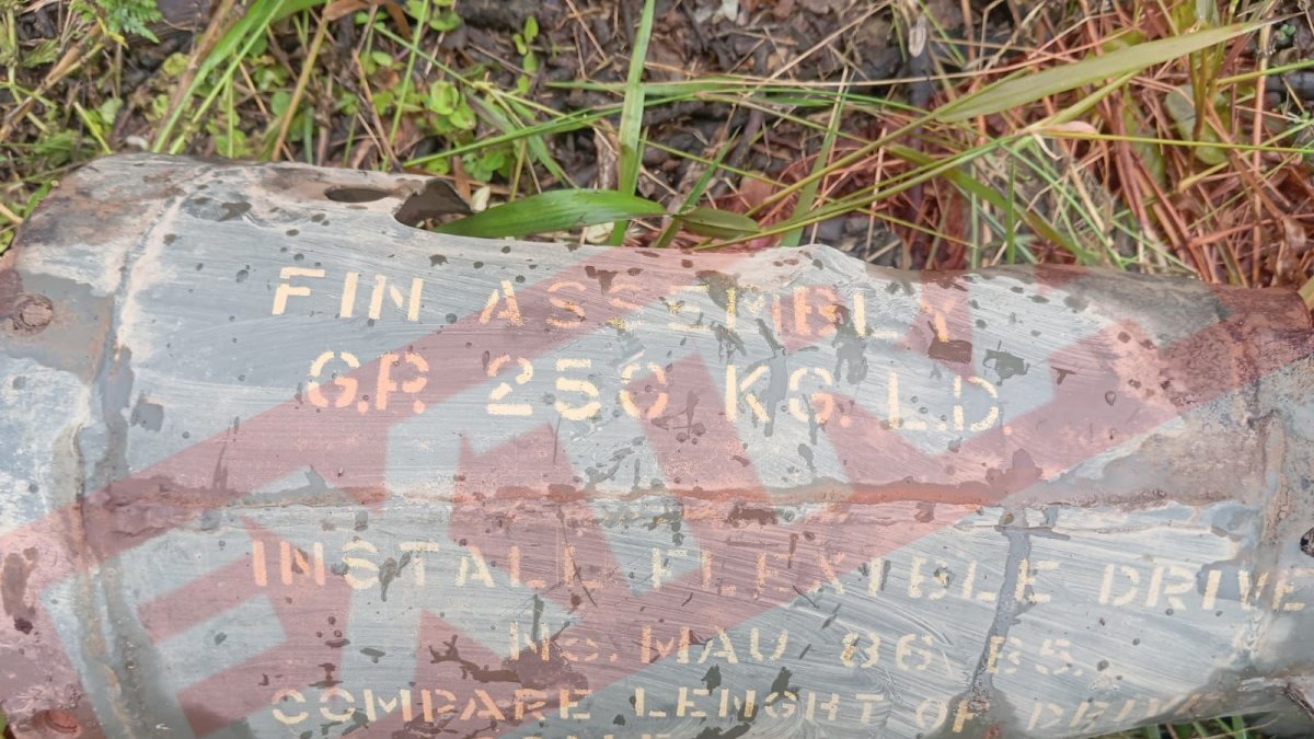 Colombia investigará el origen de este artefacto explosivo que cayó en la frontera con Ecuador.