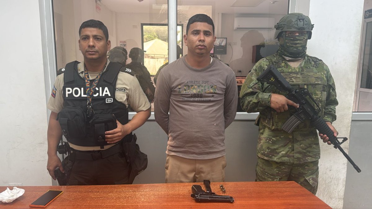 Brayan Macías Cedeño, alias 

La Perris, fue detenido en Santa Lucía.