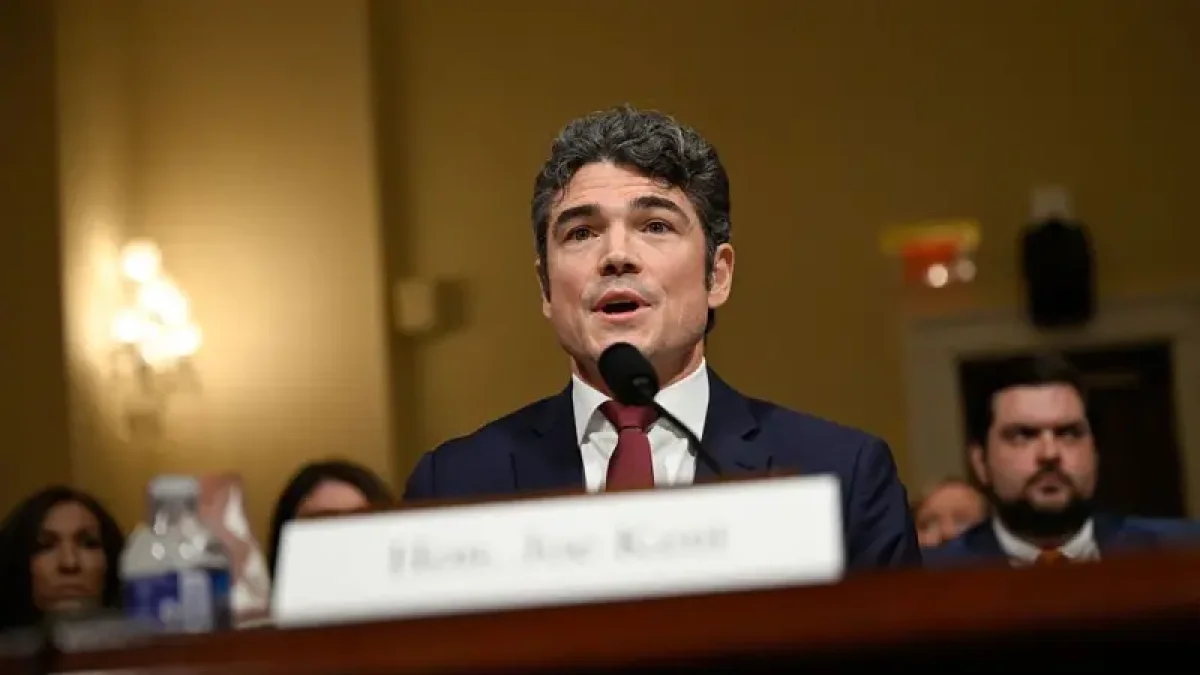 Joe Kent es seguidor de Trump desde hace muchos años y un veterano condecorado del ejército de Estados Unidos