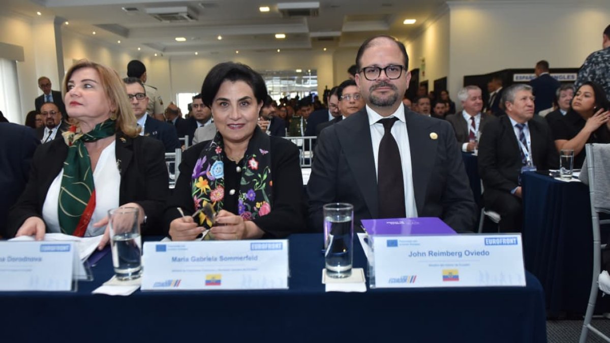 La Canciller Gabriela Sommerfeld y el ministro John Reimberg en el programa Eurofront