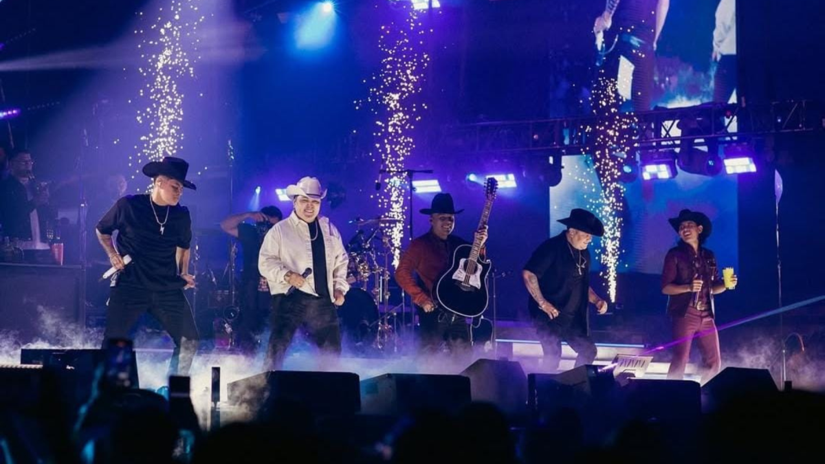 Grupo Firme se presentará en Quito el 19 de junio de 2026 con su gira 'La última peda'.