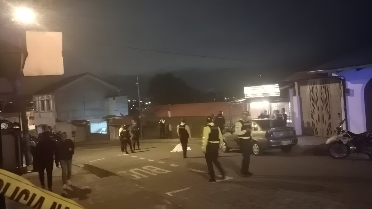 El hallazgo se registró en una zona poblada de Conocoto, en Quito.