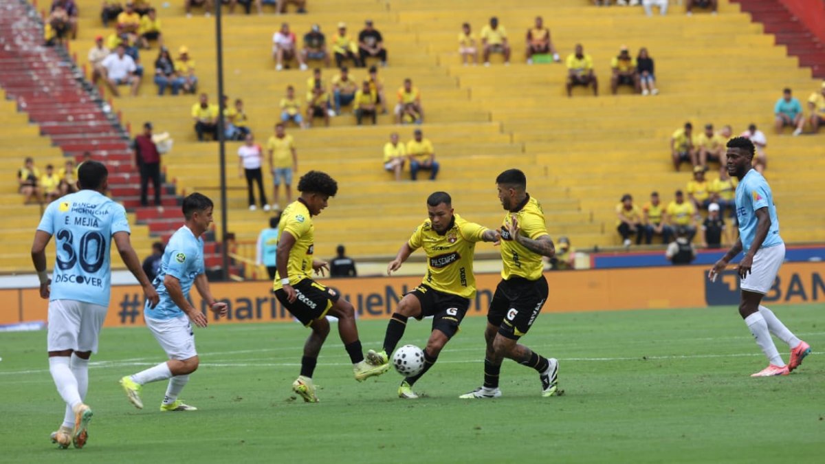 Barcelona SC y Católica se enfrentan por la fecha 6 de la LigaPro 2026.
