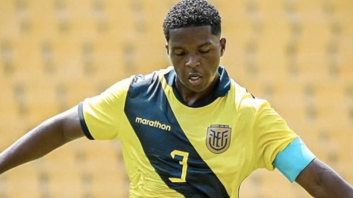 Davis Bautista fue llamado por Sebastián Beccacece para los amistosos ante Marruecos y Paíeses Bajos.