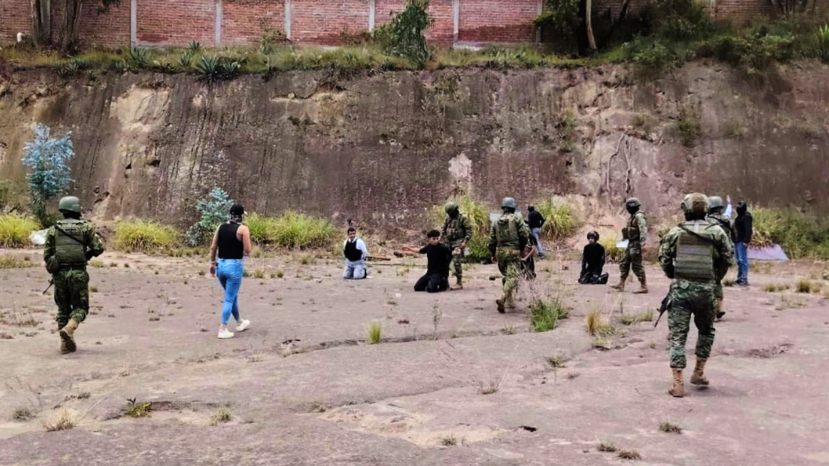 Campo de tiro ilegal fue descubierto por el Ejército en Chimborazo.