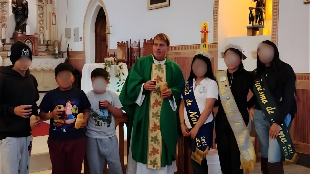 El sacerdote fue localizado sin vida en su casa de Guayllabamba.