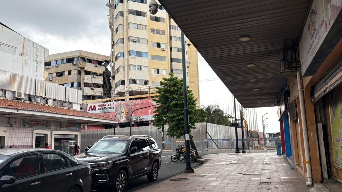 Comerciantes aseguraron que, desde la habilitación del acceso peatonal el pasado 17 de marzo, no han recuperado el flujo habitual de clientes.