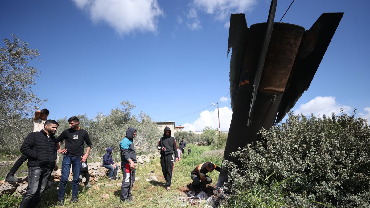 Exige el cese total de ataques, reparaciones y reconocimiento sobre el estrecho de Ormuz, clave para el petróleo mundial.