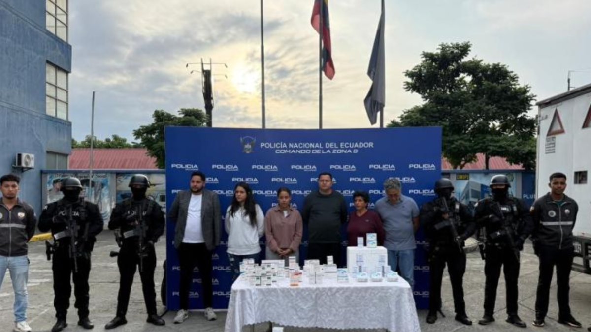 Los sospechosos fueron detenidos en operativos simultáneos; tres recibieron prisión preventiva.