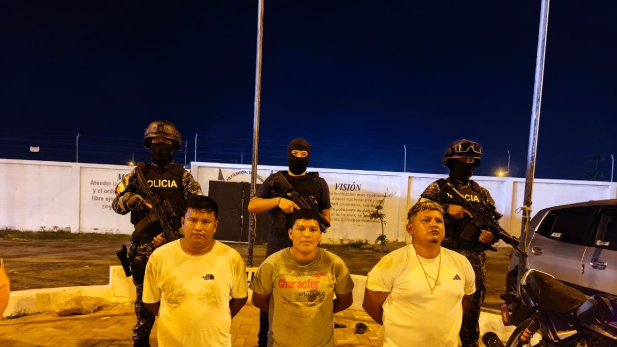 ¿Quiénes son los tres detenidos por extorsionar a la cooperativa de transporte en Santa Elena?