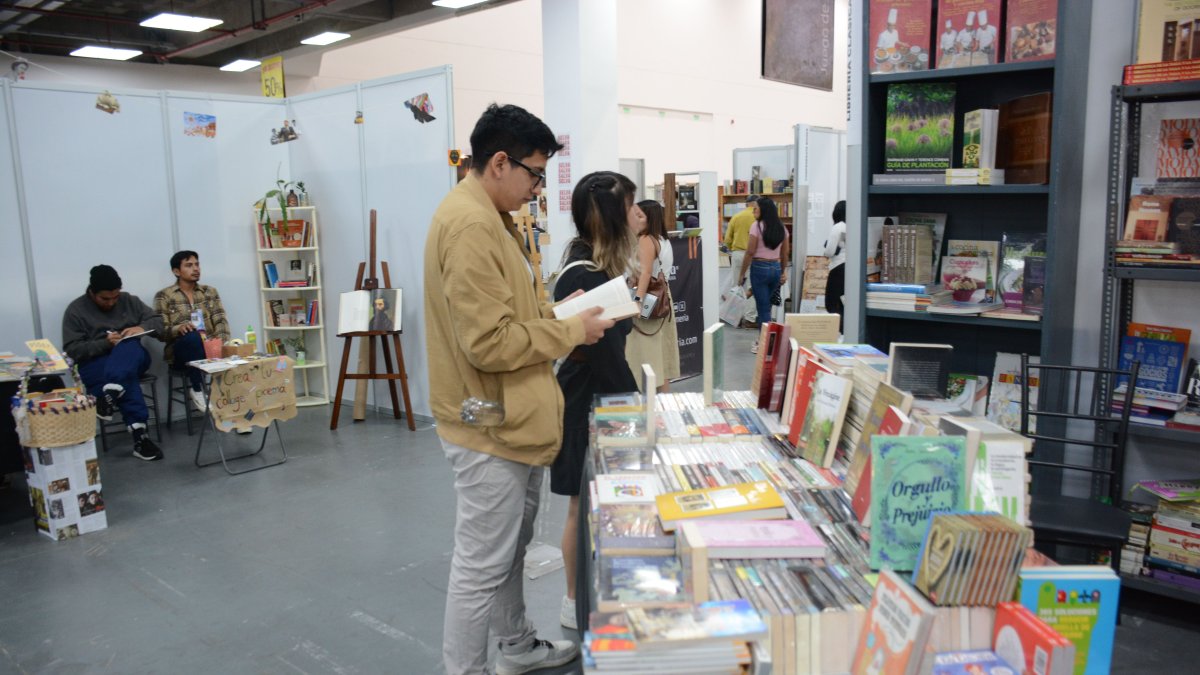 La Feria del Libro se realizaba en junio de cada año.
