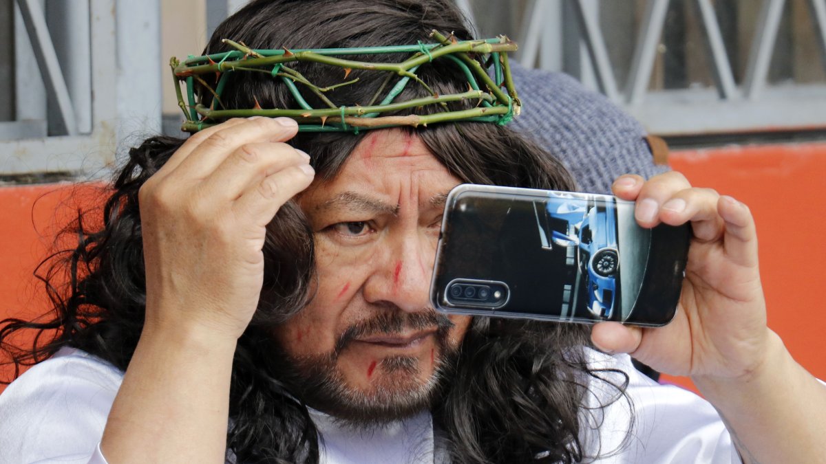 Los capitalinos se alistan para las distintas actividades que habrá por Semana Santa.