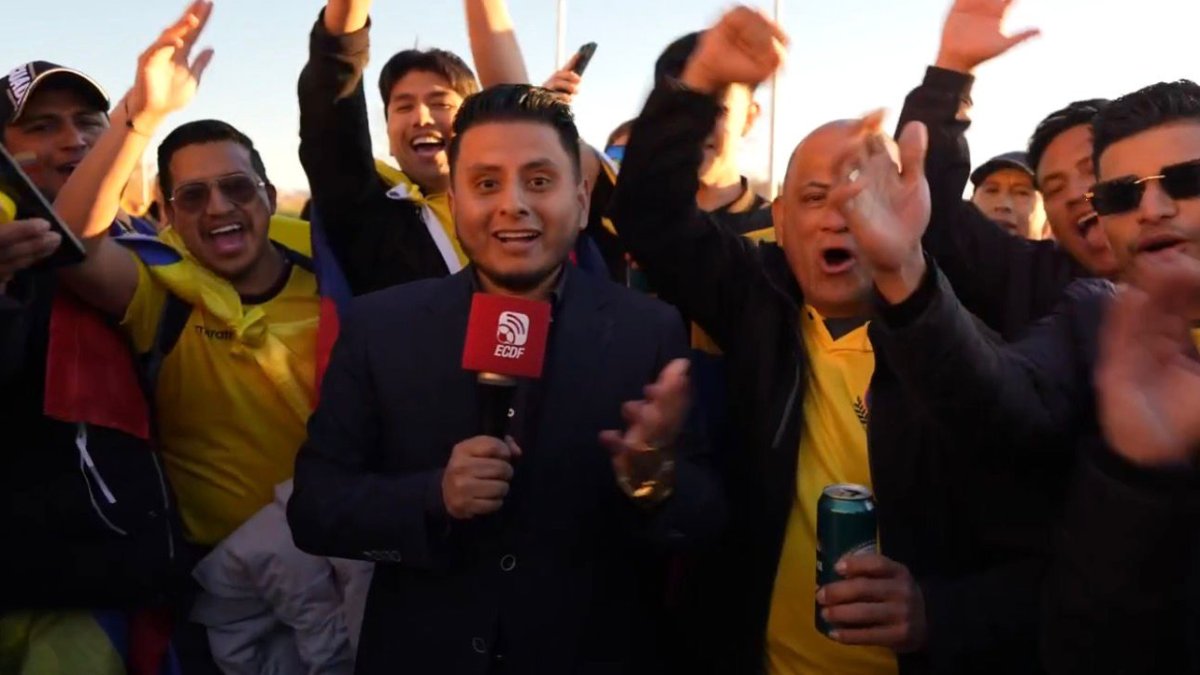 Darío Araujo sigue de cerca a la Tri en Europa y analiza su crecimiento internacional.