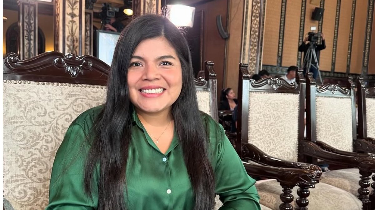 La concejala Emily Vera, del movimiento político Revolución Ciudadana.