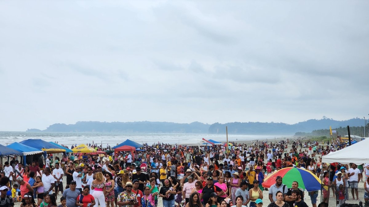 El sector turístico está listo para recibir a los visitantes en las playas.