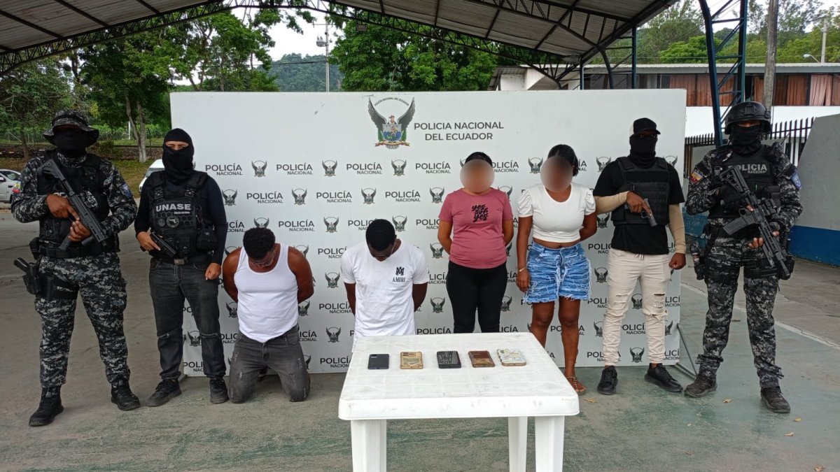 En total, 92 personas sospechosas fueron aprehendidas.