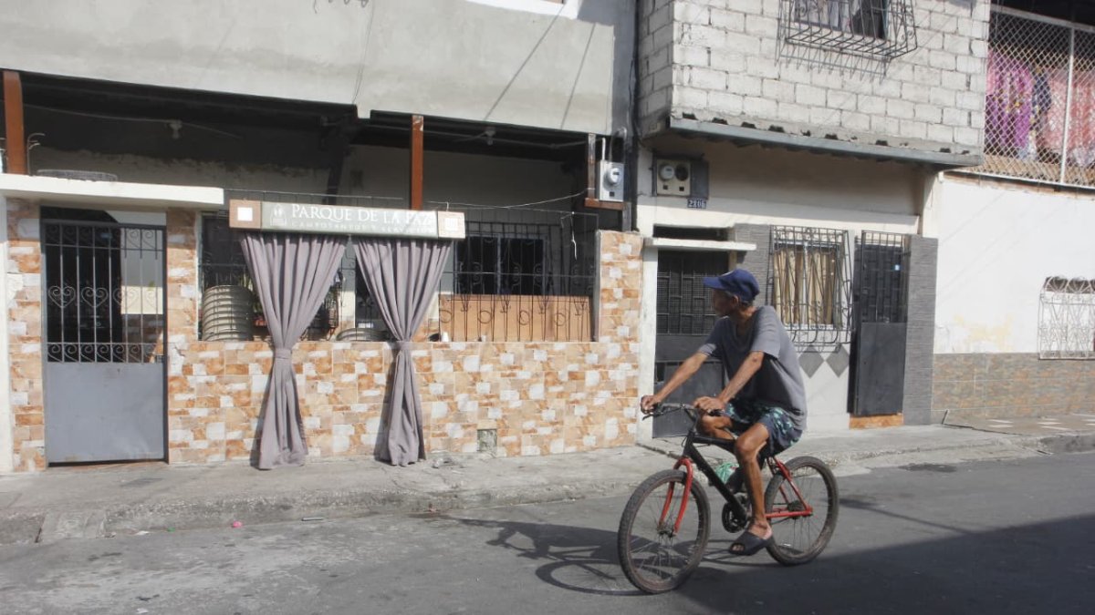 Velorio en el Cristo del Consuelo se realiza bajo estrictas medidas de seguridad tras nuevo ataque armado que alarmó a los asistentes.