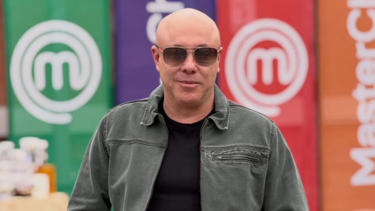 Jorge Rausch es un chef colombiano y juez en el reality MasterChef Ecuador.