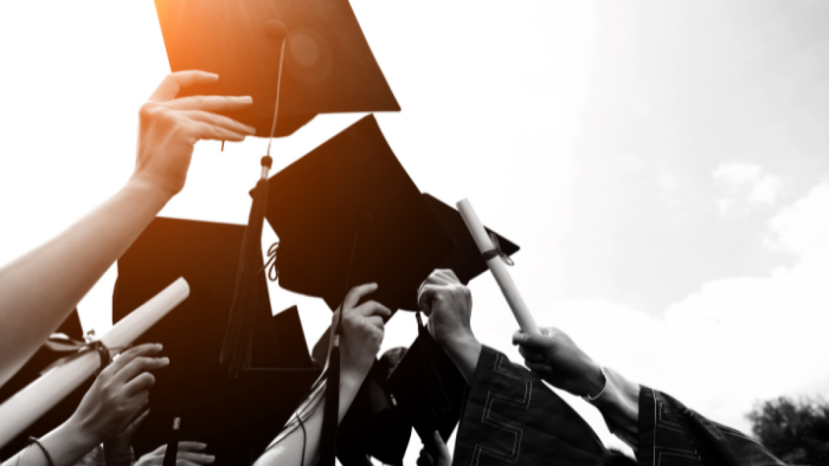 Conoce más sobre las becas del Senescyt.