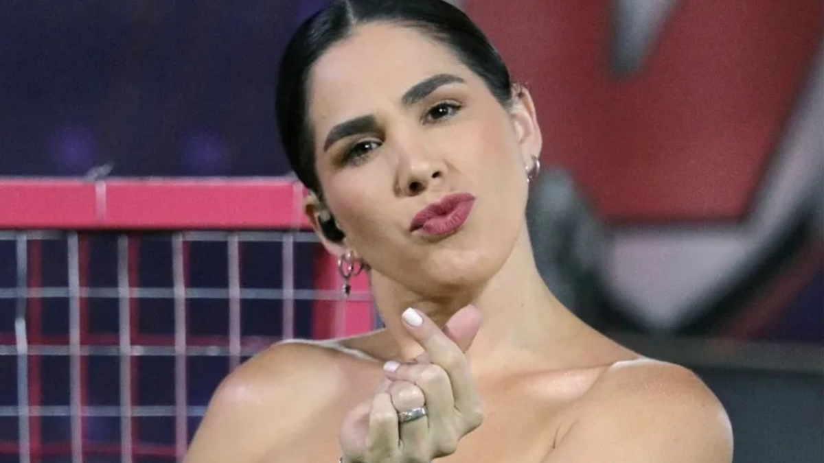 Karin Barreiro es una presentadora de televisión ecuatoriana