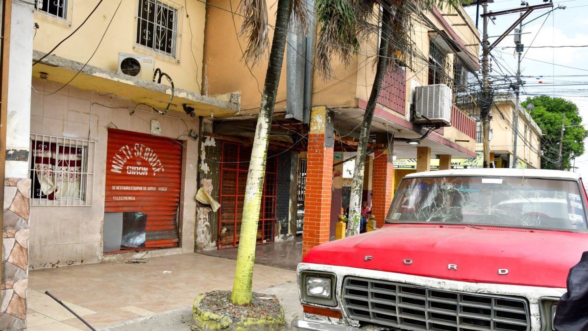 Explosión en el suburbio de Guayaquil deja viviendas y negocios dañados
