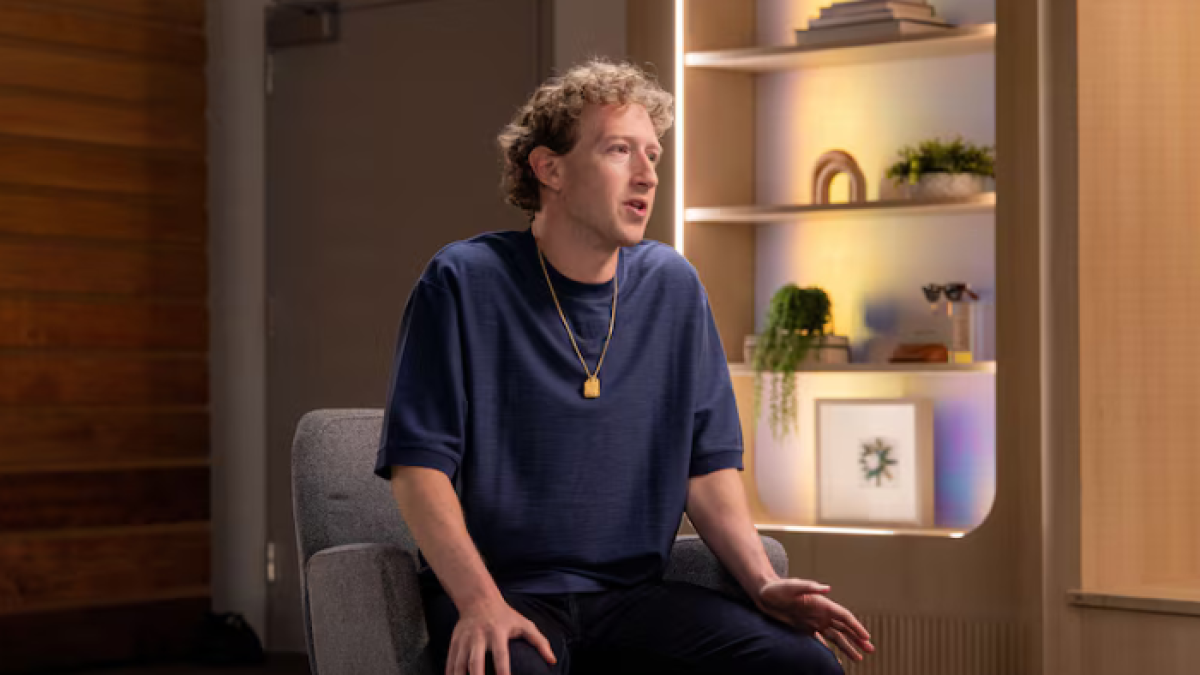 Mark Zuckerberg mencionó que usuarios de redes sociales ya no interactúan con conocidos.