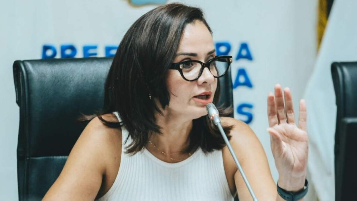 Marcela Aguiñaga anuncia su salida de la Prefectura del Guayas en medio de un contexto personal complejo