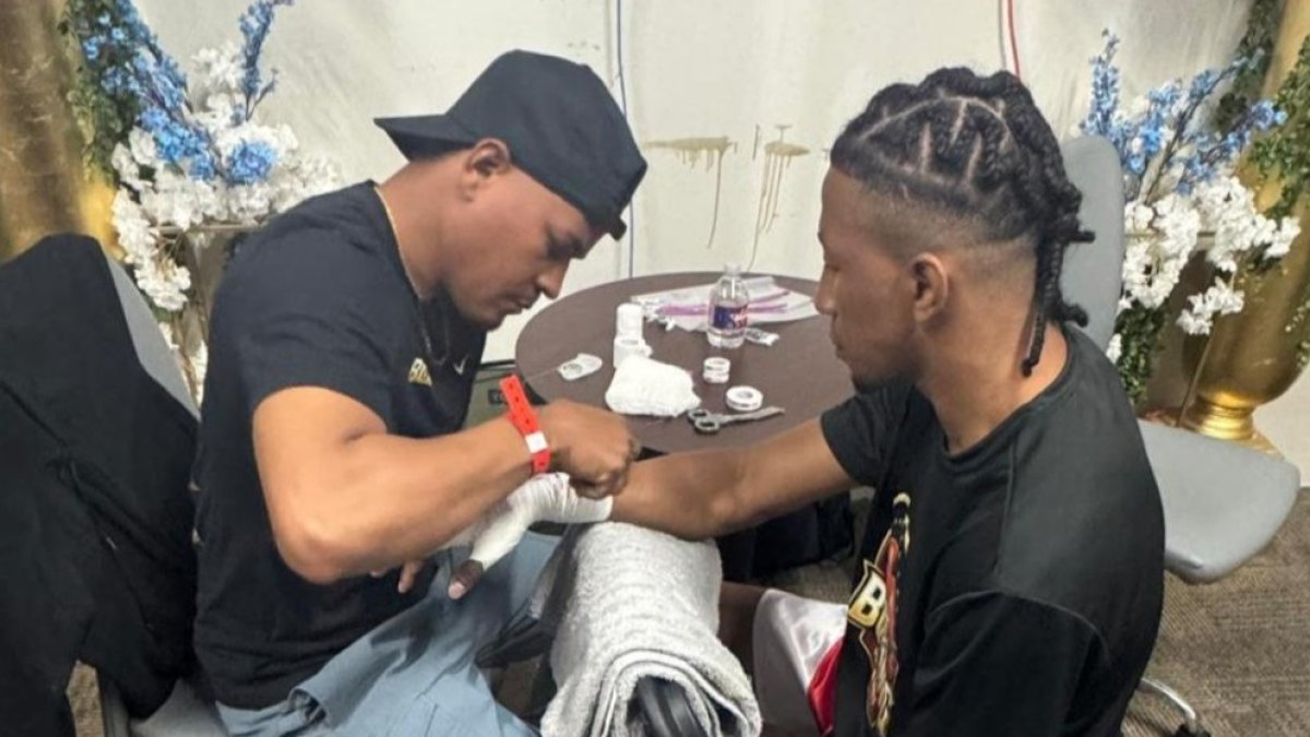 José Rodríguez previo a la pelea en Estados Unidos con Jason Moreno.