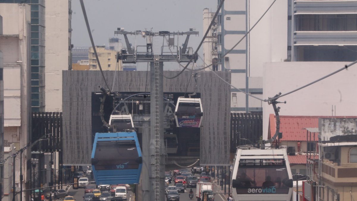 Menos usuarios, más dudas: el sistema aerosuspendido enfrenta uno de sus momentos más críticos.