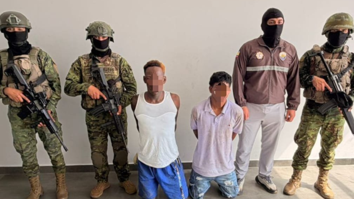 Operativo militar en Pedernales permitió la captura de dos sospechosos.