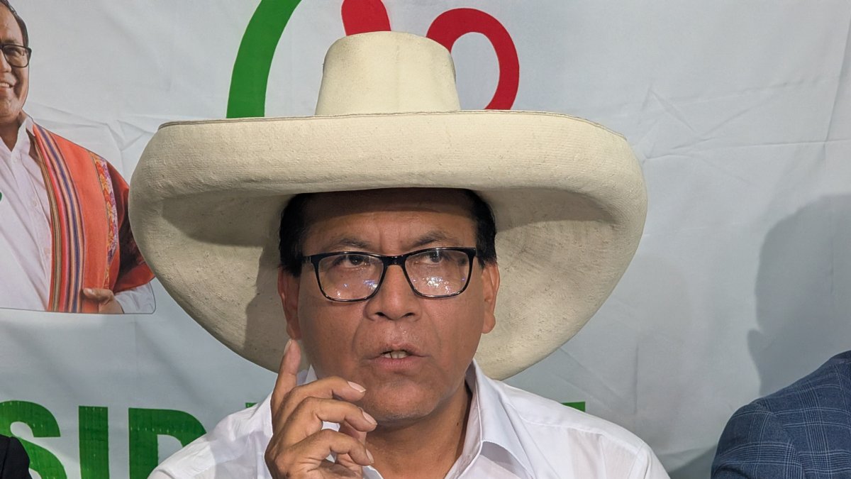 Roberto Sánchez supera a Rafael López Aliaga en el conteo parcial y se ubica en segundo lugar rumbo a la segunda vuelta en Perú.