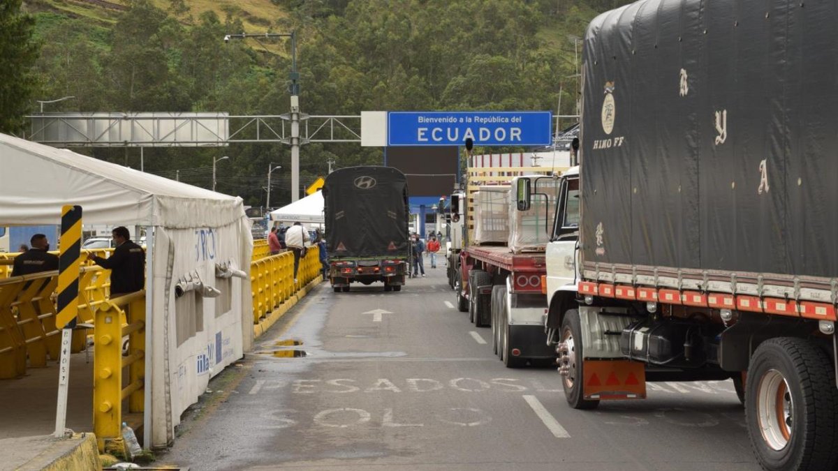 Noboa impuso un arancel del 30% a los productos colombianos, una cifra que escaló al 50% en marzo bajo la denominada 