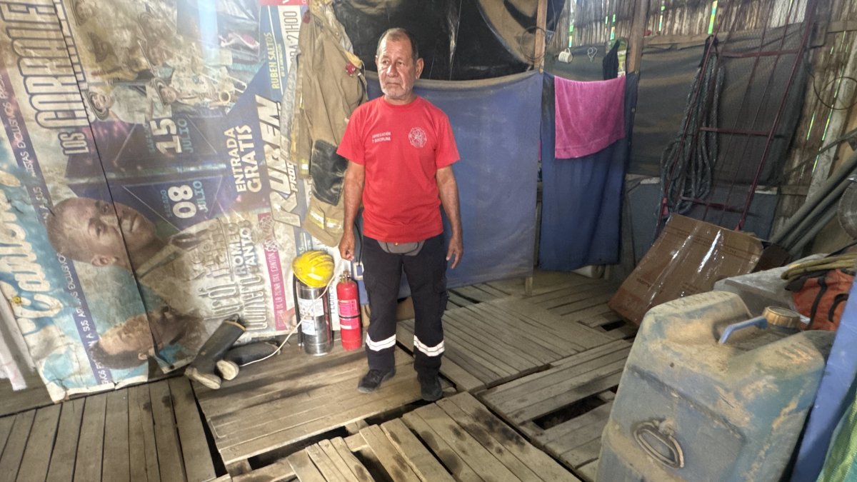 En Jama, por ejemplo, los bomberos adecuaron un sitio con pisos de madera viejos.