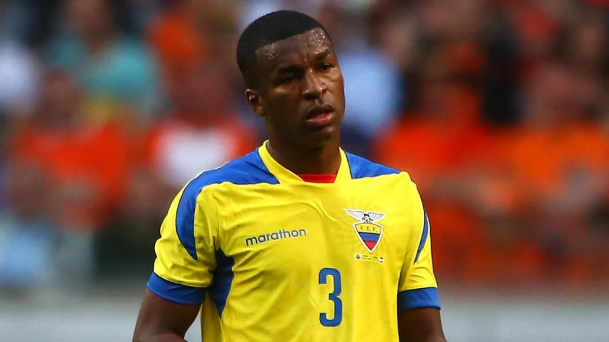 Frickson Erazo cambió el fútbol por la cocina: del título con Barcelona SC al trofeo de MasterChef Celebrity