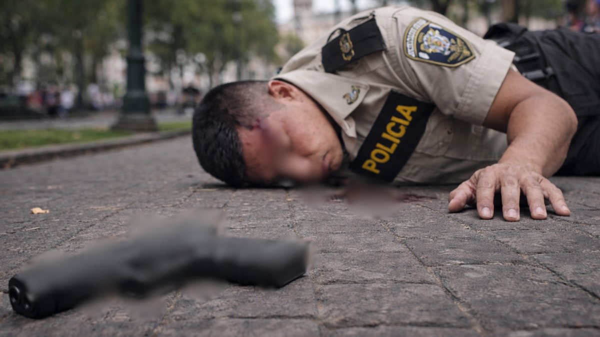El uniformado habría perdido el conocimiento cuando lo atacaron.