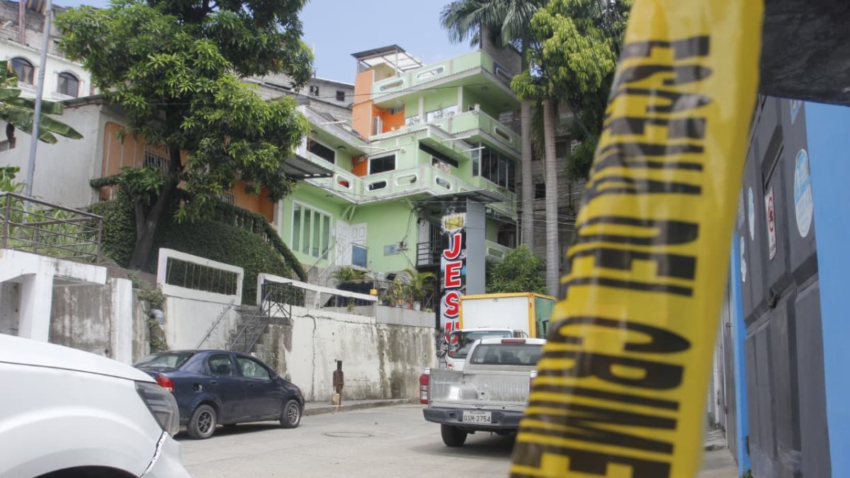 El norte de Guayaquil, fue escenario de un hecho violento que dejó una persona fallecida y otra herida.