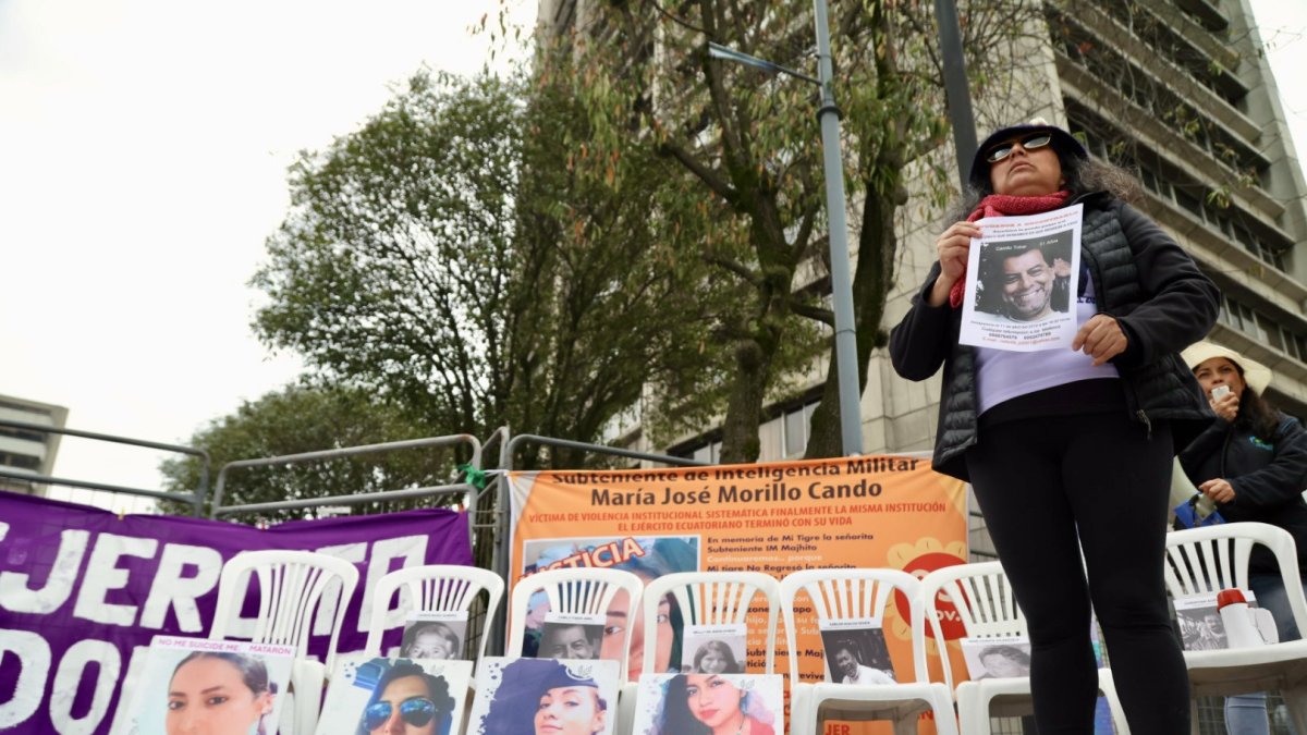 Familiares de desaparecidos protestan en Fiscalía de Quito y exigen respuestas urgentes | Galería