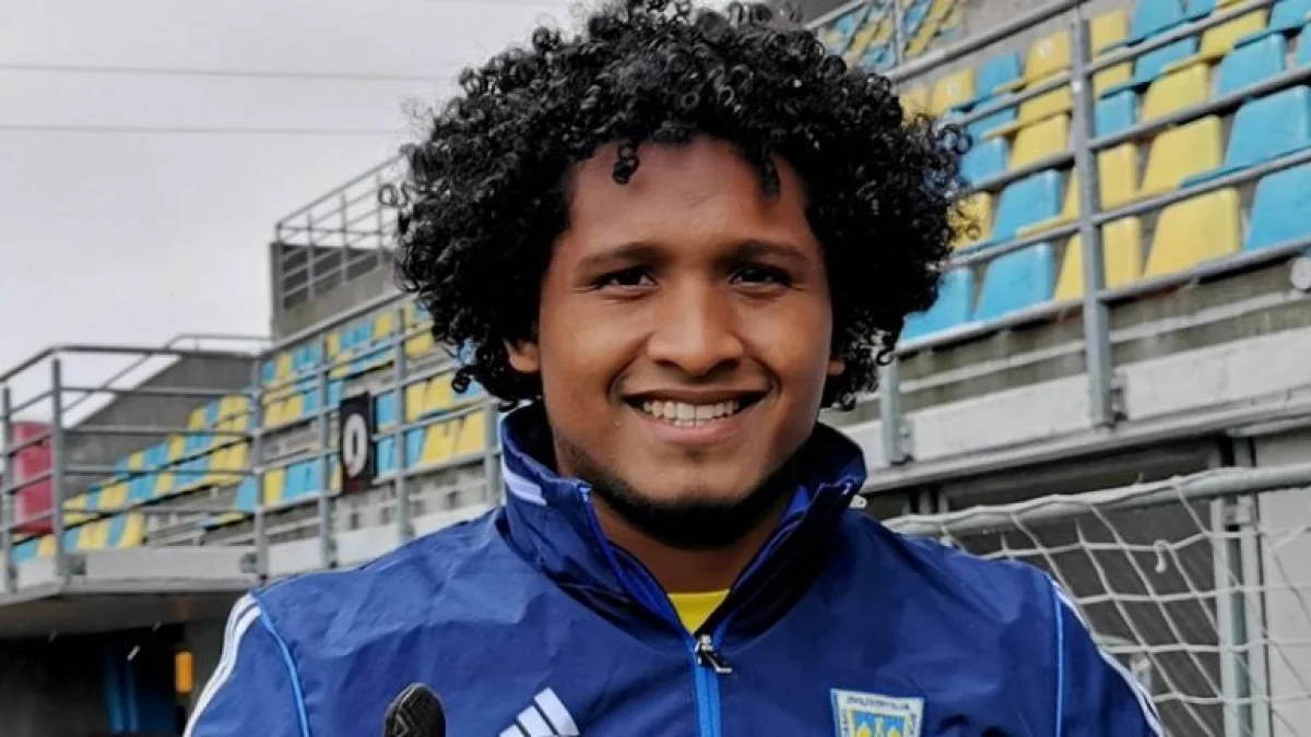 Christian Alemán se convierte en el nuevo número 10 de Emelec tras su salida del Bolívar de Bolivia.